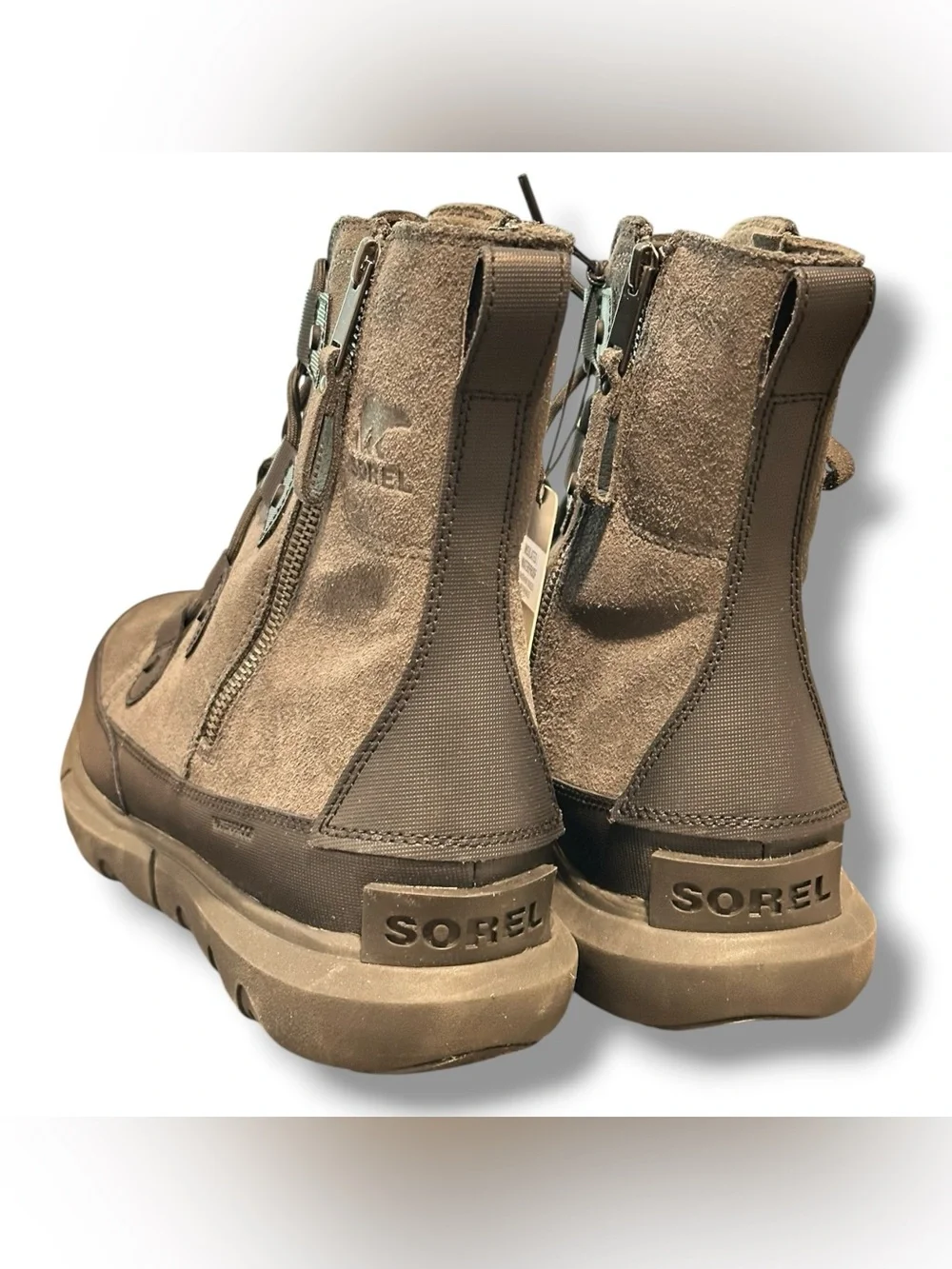 NWT Sorel Gray EXPLORER Suede Winter Boots - Men's size 11